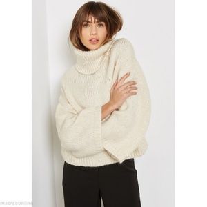 Wool white sweater Mango